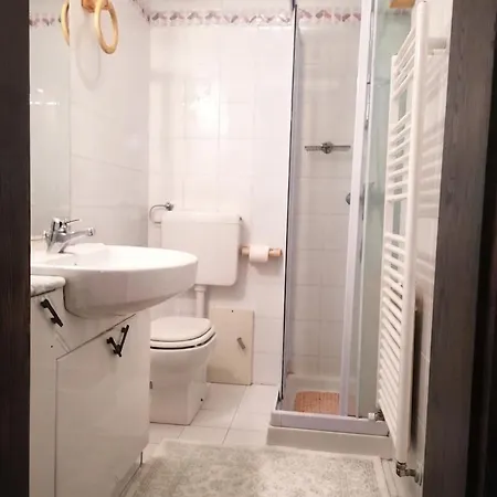 - 7-8 Posti Letto Appartement